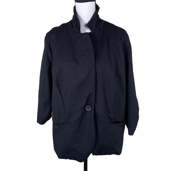 Studio by Torrid Black Gabardine Madison Blazer - Picture 4 of 8